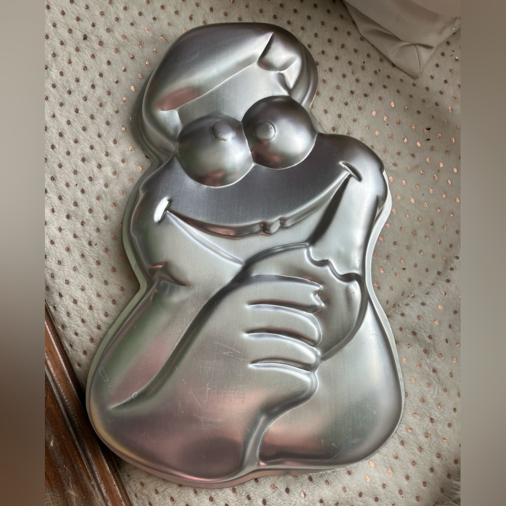 Wilton Sesame Street Cookie Monster Cake Pan
